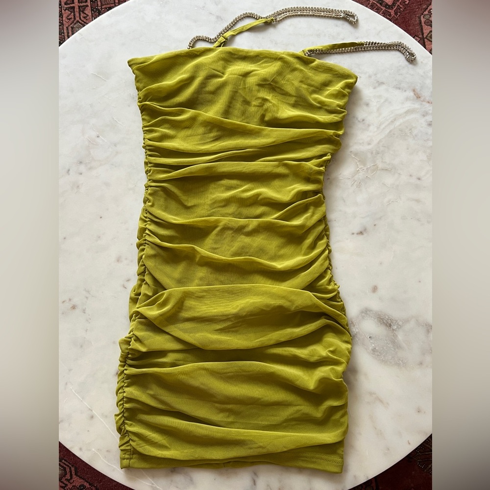 FOREVER 21 Ruched Body Con Mini Dress (Small)